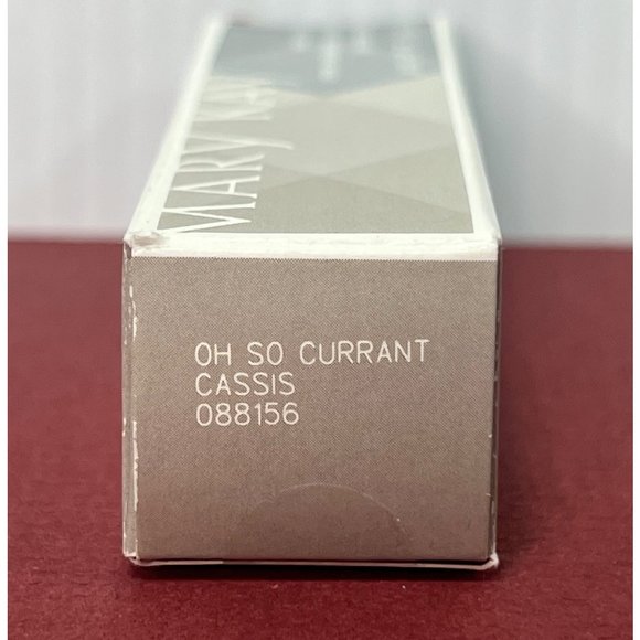 Mary Kay - Silky Lipstick - OH SO Currant Cassis - Picture 8 of 8